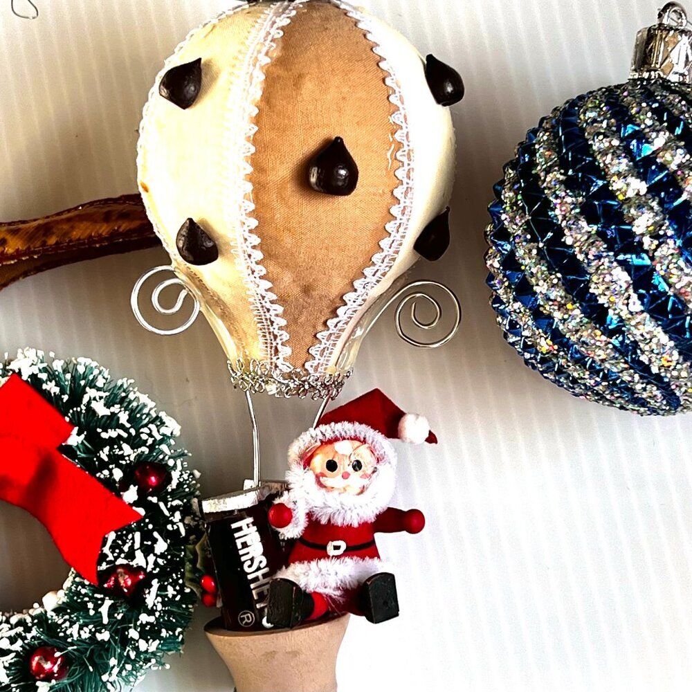 4) HOLIDAY ORNAMENTS - RARE VINTAGE! - Picture 4 of 15